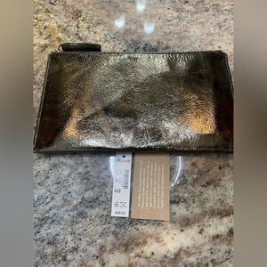 Madewell The Pouch Clutch in Leather in pewter multi